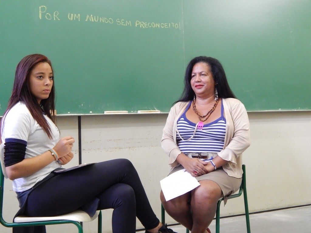 Tanto professora quanto alunos destacam a importância de terem entrevistado pessoas que sofrem diariamente com a homofobia.