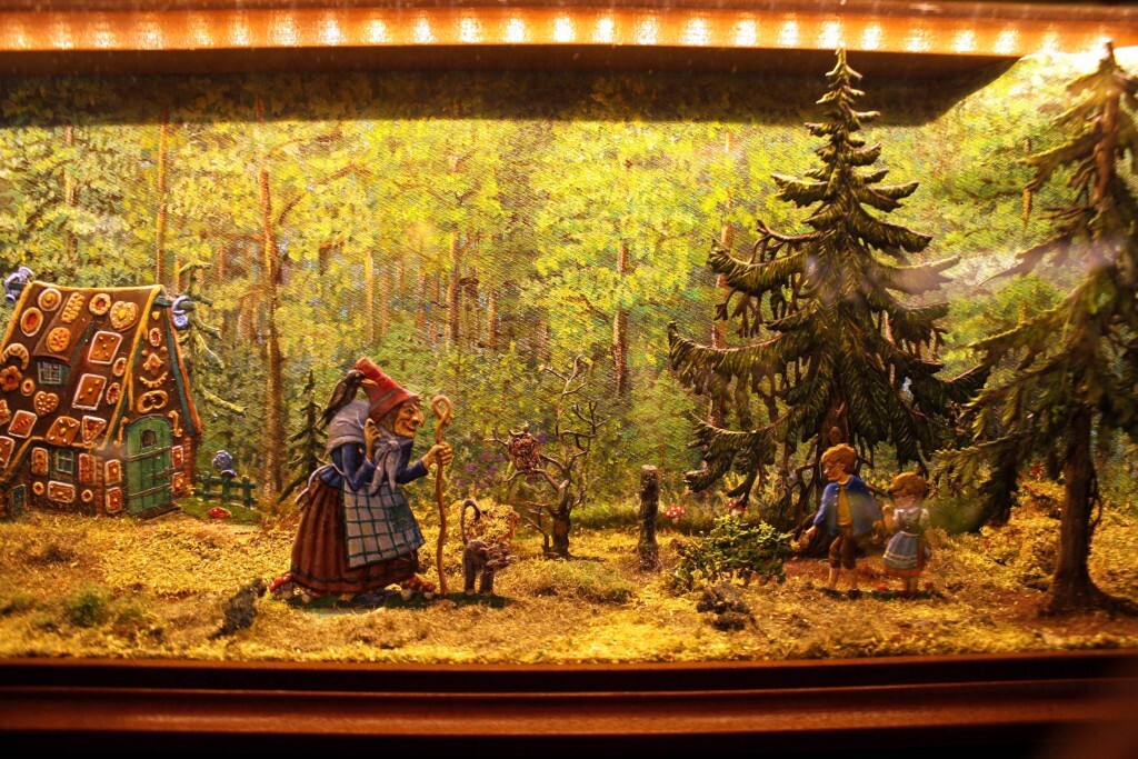 Exposição de miniaturas dos clássicos da literatura infantil no Museu dos Irmãos Grimm, em Steinau (Foto: Eduardo Vessoni)