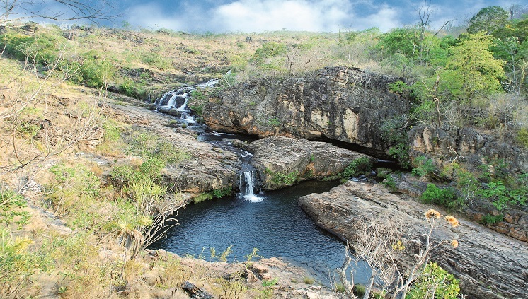 Cachoeira no Vale do Rio Macaco na Chapada dos Veadeiros