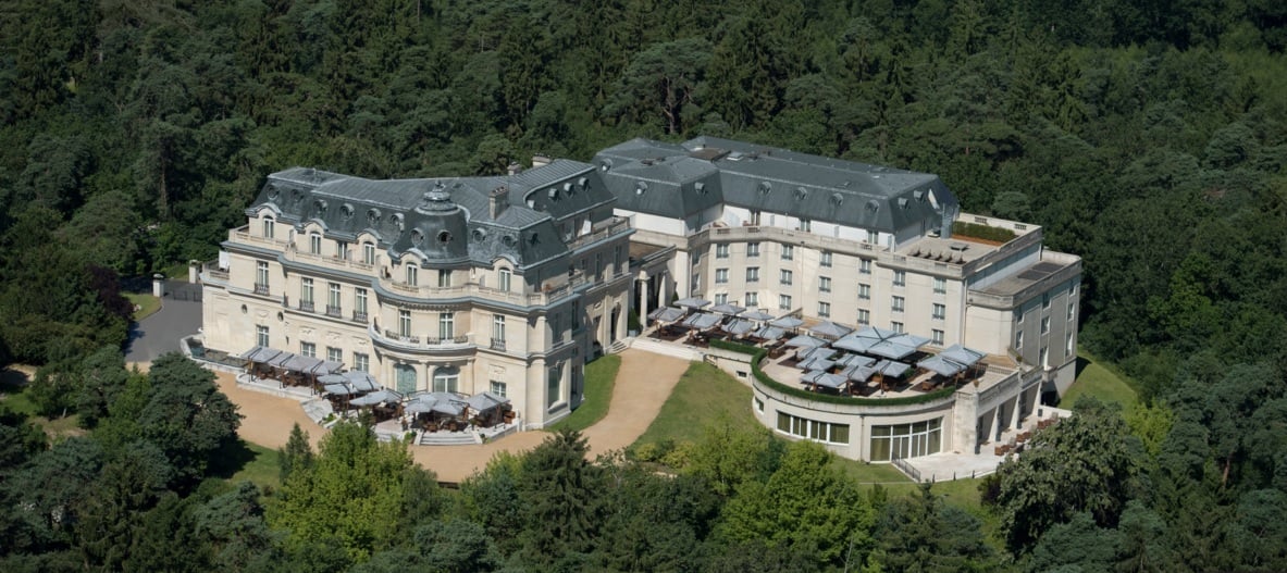Vista panorâmica do Tiara Château Mont Royal Chantilly, em La Chapelle-em-Serval