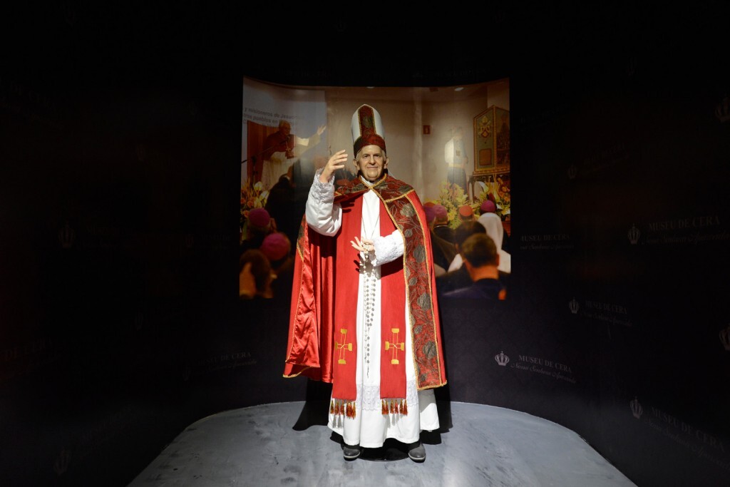 Estátua do papa Francisco é uma das atrações do Museu de Cera Nossa Senhora Aparecida