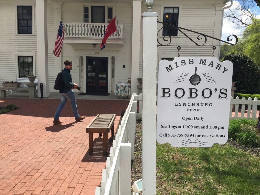 Uma das comidas mais incríveis no Tennessee, vem deste restaurante em Lynchburg