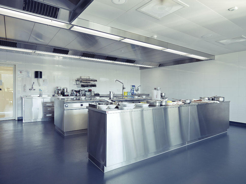 A cozinha futurista da Ecole hôtelière de Lausanne
