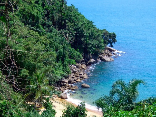 A Praia do Cedro é uma das praias mais paradisíacas de Ubatuba.