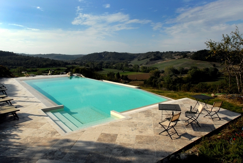 Piscina do Hotel Laticastelli Country Relais, nos arredores de Siena