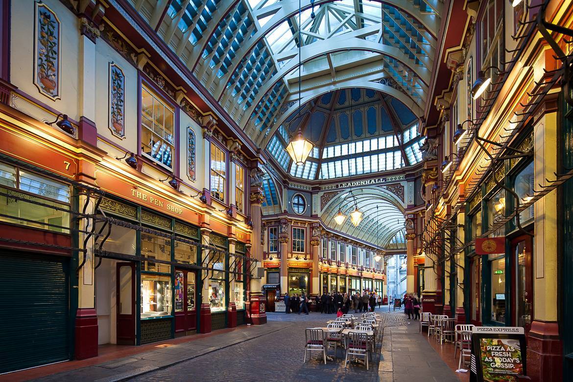 Leadenhall Market, em Londres, cenário do primeiro filme da franquia "Harry Potter"