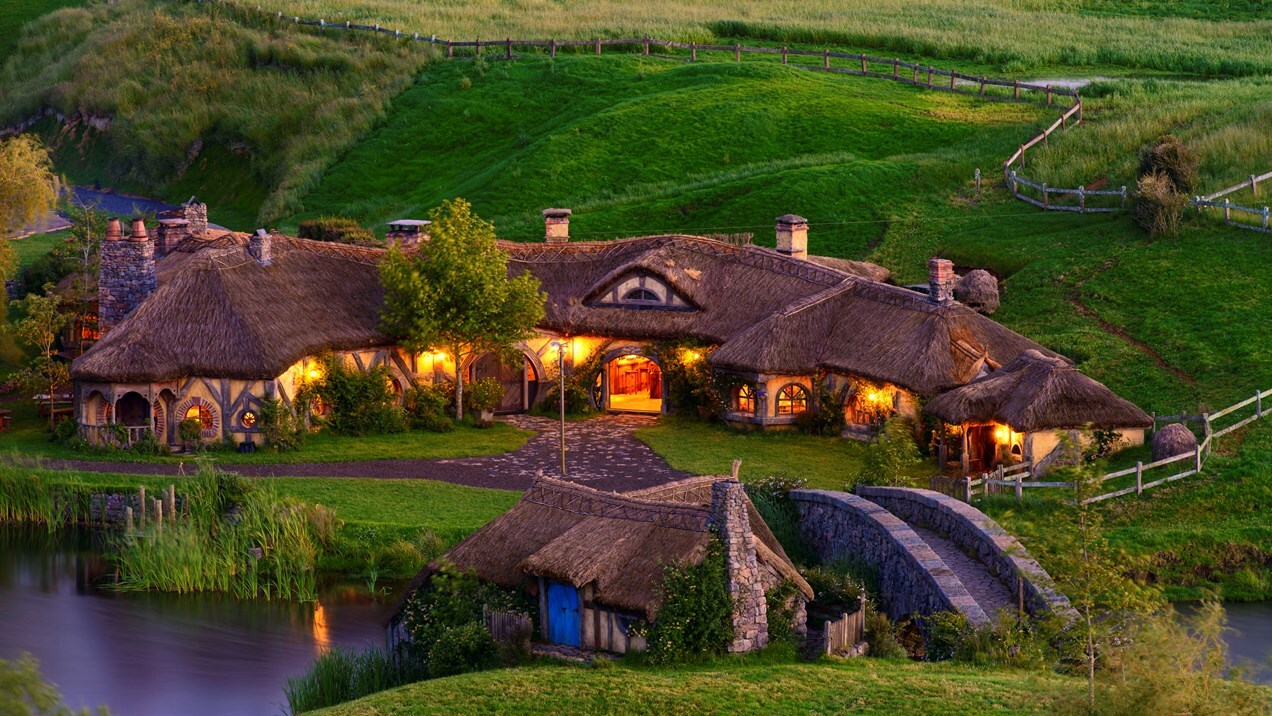 A vila Hobbiton foi construída na fazenda da família Alexander, em Matata, na Nova Zelândia