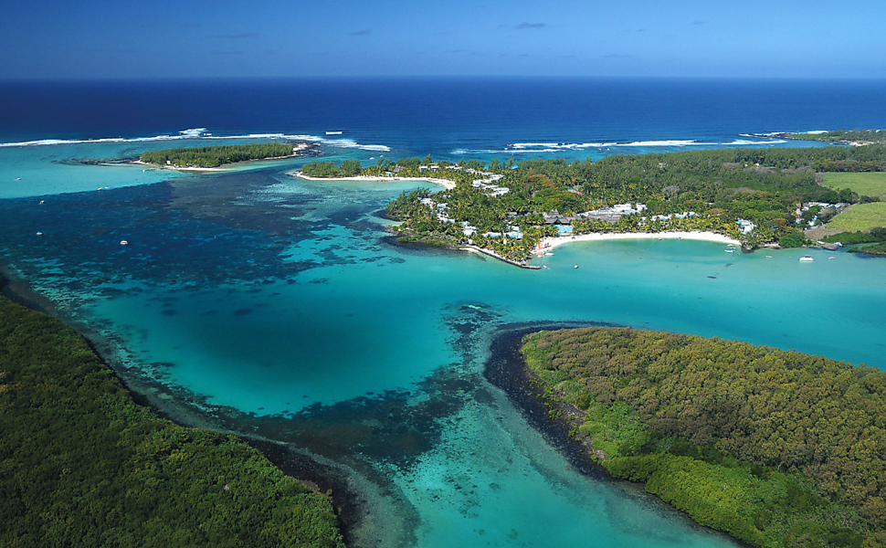 Baía Azul, que fica nas ilhas Maurício, no oceano Índico
