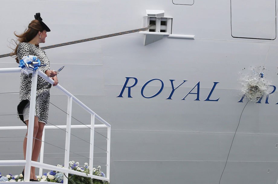 Kate Middleton batiza o navio Royal Princess