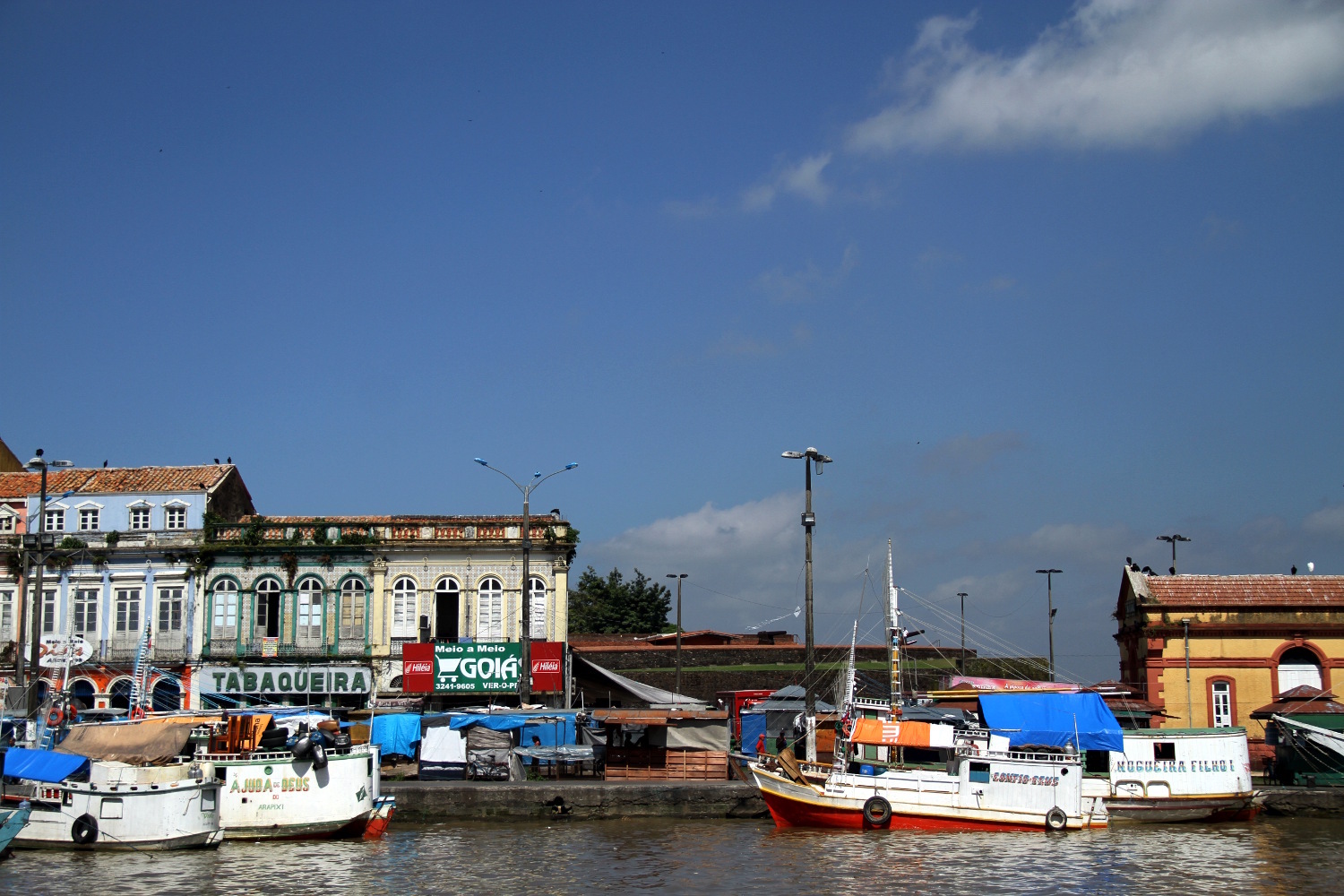 Vista da região do Mercado Ver-o-Peso, em Belém