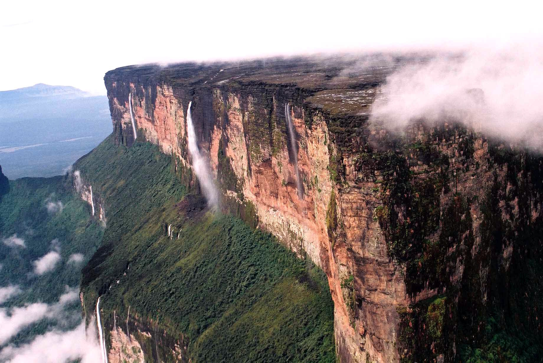 Vista do Monte Roraima, na Tríplice Fronteira entre Brasil, Venezuela e Guiana