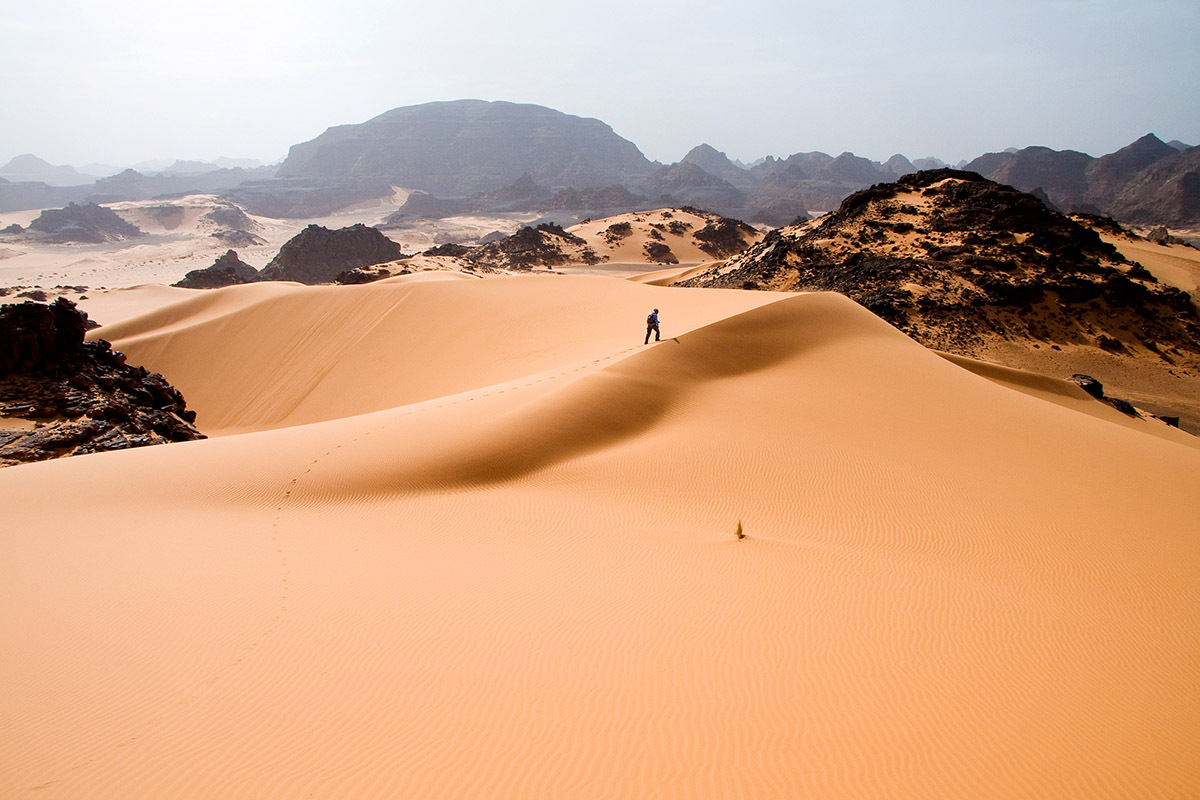 Vista do deserto Tadrart Acacus