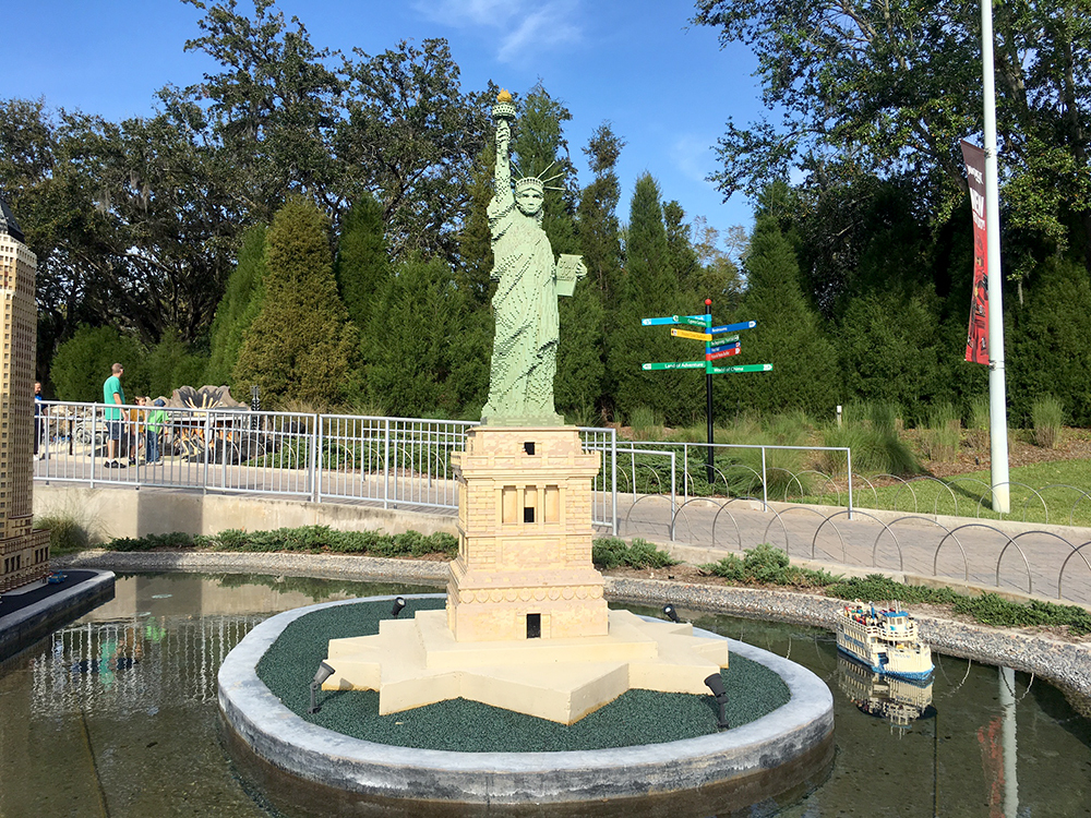 A Estátua da Liberdade é um pedacinho de Nova York na LEGOLAND