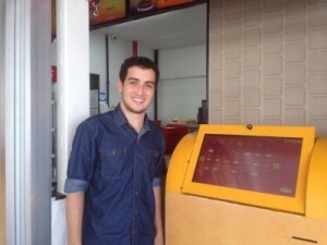 Rodrigo Malca, fundador da rede de fast food Youburger