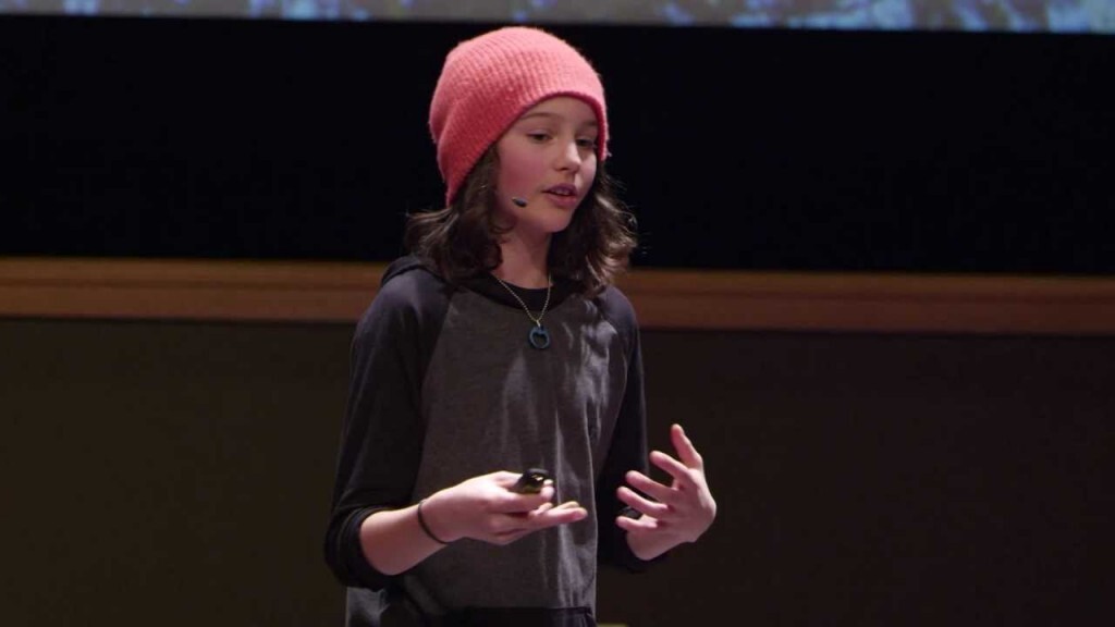 Logan LaPlante durante TEDx, fórum que reúne talentos de várias partes do mundo em rápidas palestras, na Universidade de Nevada
