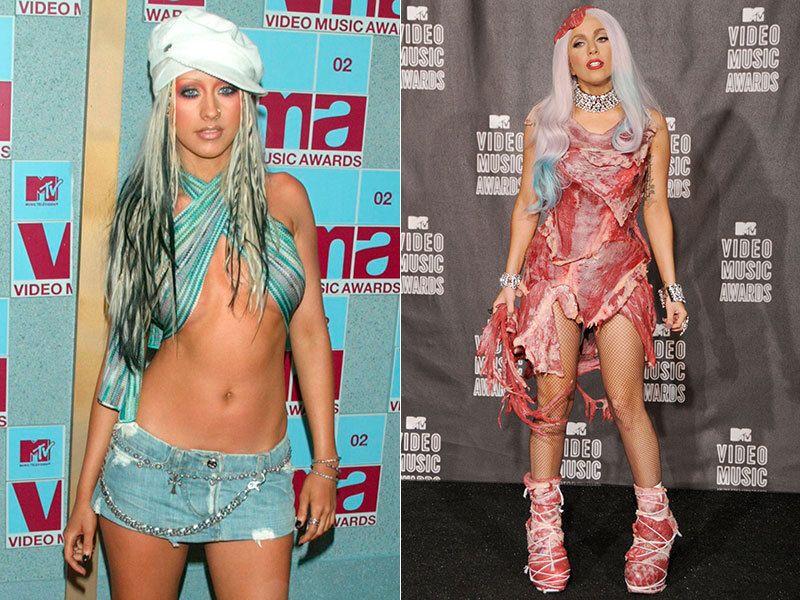 Christina Aguilera no VMA 2002 e Lady Gaga no VMA 2010