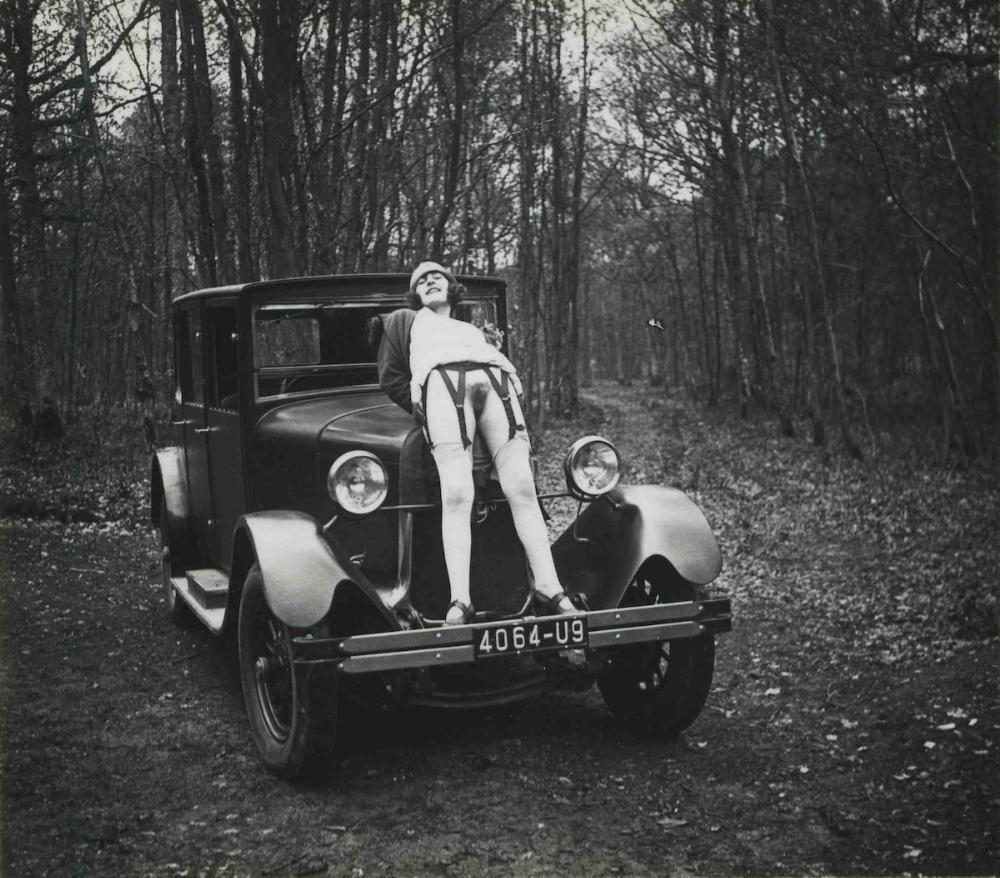 As imagens representam o trabalho das prostitutas francesas em 1930