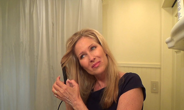 Melissa tem 60 anos, é mãe de dois filhos e avó de sete crianças (Foto: Reprodução/YouTube)