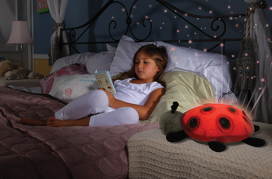 Twilight Ladybug – Joaninha Luminosa que Projeta um Céu Estrelado