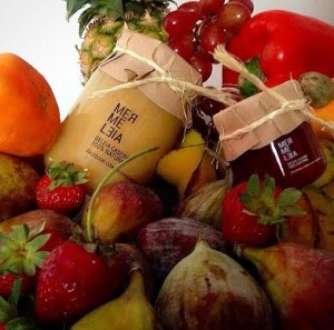 Geleias artesanais com frutas da época