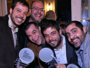 O grupo venceu a 28ª edição do Prêmio da Música Brasileira na categoria “melhor grupo de samba”