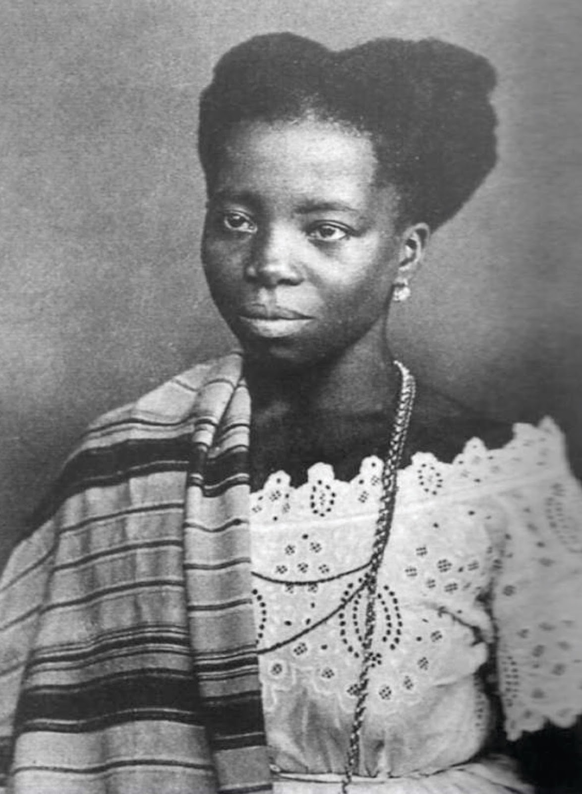 Tia Ciata (1854 – 1924) saiu da Bahia durante a diáspora para se tornar a dama do samba e do candomblé do Rio de Janeiro